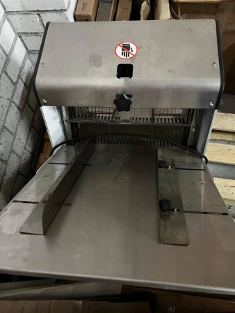 ХЛЕБОРЕЗКА HURAKAN HKN-PICO12M_